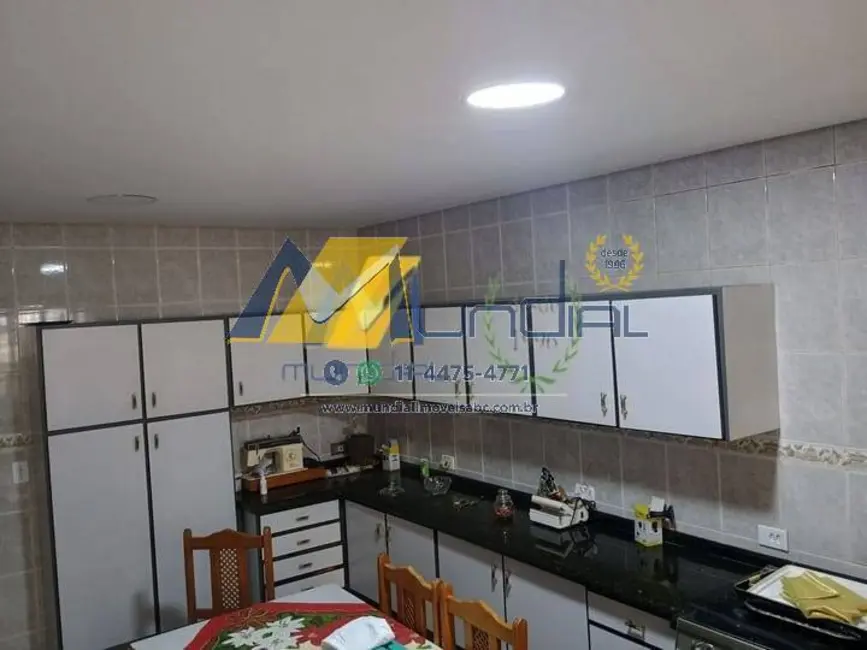 Foto 3 de Casa com 2 quartos à venda, 228m2 em Vila Curuçá, Santo Andre - SP