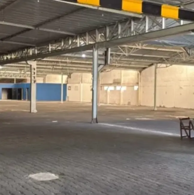 Foto 2 de Sala Comercial para alugar, 3600m2 em Vila Pires, Santo Andre - SP