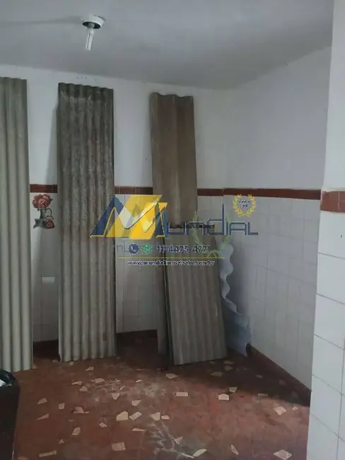 Casa com 3 quartos à venda, 204m2 em Parque Erasmo Assunção, Santo Andre - SP - imagem 4 Foto 4 de Casa com 3 quartos à venda, 204m2 em Parque Erasmo Assunção, Santo Andre - SP