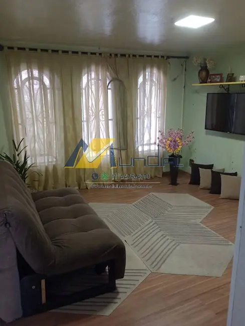 Casa com 3 quartos à venda, 175m2 em Jardim Stella, Santo Andre - SP - imagem 2 Foto 2 de Casa com 3 quartos à venda, 175m2 em Jardim Stella, Santo Andre - SP