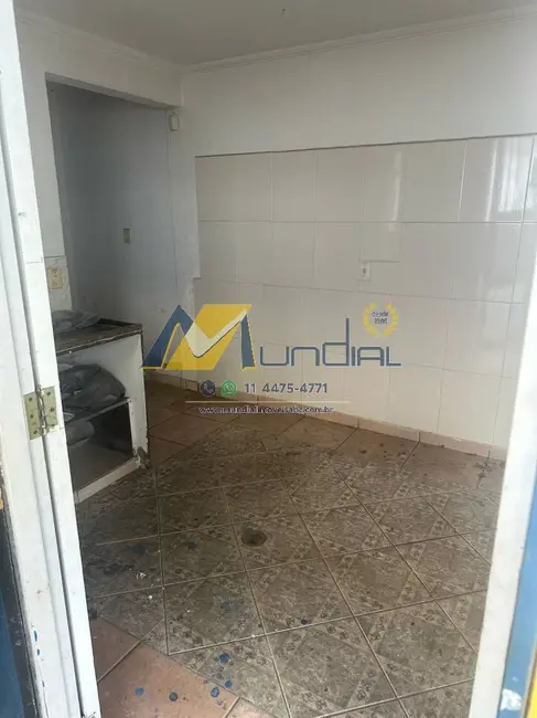 Terreno / Lote para alugar, 300m2 em Vila Príncipe de Gales, Santo Andre - SP - imagem 4 Foto 4 de Terreno / Lote para alugar, 300m2 em Vila Príncipe de Gales, Santo Andre - SP