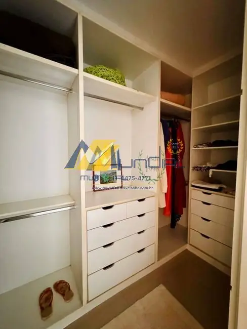 Casa com 6 quartos para alugar em Guarapiranga, São Paulo - SP - imagem 6 Foto 6 de Casa com 6 quartos para alugar em Guarapiranga, São Paulo - SP