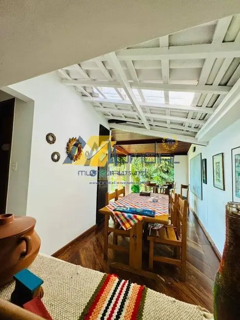 Casa com 6 quartos para alugar em Guarapiranga, São Paulo - SP - imagem 3 Foto 3 de Casa com 6 quartos para alugar em Guarapiranga, São Paulo - SP