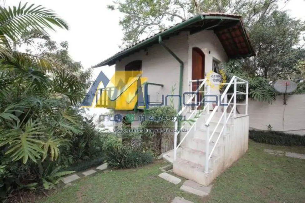 Casa com 6 quartos para alugar em Guarapiranga, São Paulo - SP - imagem 2 Foto 2 de Casa com 6 quartos para alugar em Guarapiranga, São Paulo - SP