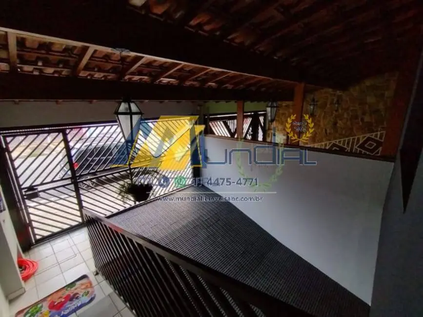 Casa com 3 quartos à venda, 210m2 em Parque Novo Oratório, Santo Andre - SP - imagem 2 Foto 2 de Casa com 3 quartos à venda, 210m2 em Parque Novo Oratório, Santo Andre - SP