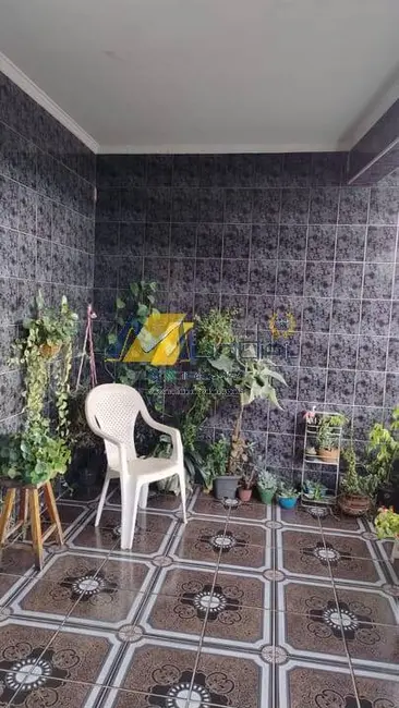 Casa com 3 quartos à venda, 261m2 em Vila Assis Brasil, Maua - SP - imagem 3 Foto 3 de Casa com 3 quartos à venda, 261m2 em Vila Assis Brasil, Maua - SP
