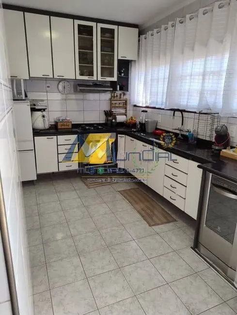 Casa à venda, 254m2 em Nova Petrópolis, Sao Bernardo Do Campo - SP - imagem 8 Foto 8 de Casa à venda, 254m2 em Nova Petrópolis, Sao Bernardo Do Campo - SP