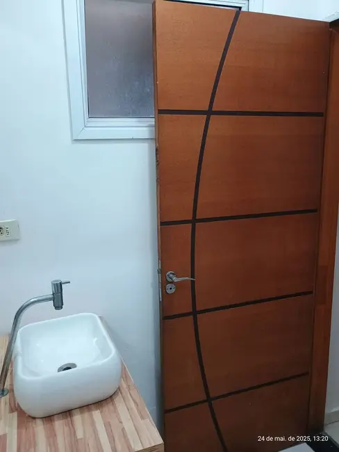 Casa com 1 quarto para alugar, 50m2 em Parque João Ramalho, Santo Andre - SP - imagem 2 Foto 2 de Casa com 1 quarto para alugar, 50m2 em Parque João Ramalho, Santo Andre - SP