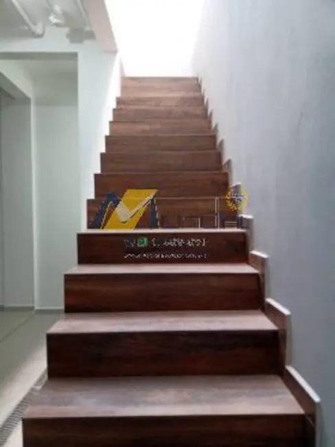 Foto 2 de Sala Comercial à venda e para alugar, 235m2 em Jardim Utinga, Santo Andre - SP