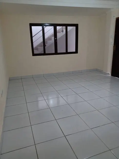 Sobrado com 3 quartos à venda e para alugar, 150m2 em Parque Erasmo Assunção, Santo Andre - SP - imagem 1 Foto 1 de Sobrado com 3 quartos à venda e para alugar, 150m2 em Parque Erasmo Assunção, Santo Andre - SP