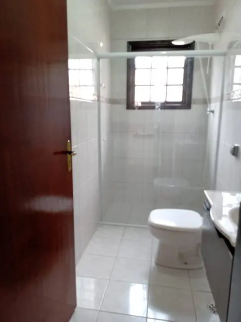 Sobrado com 3 quartos à venda e para alugar, 150m2 em Parque Erasmo Assunção, Santo Andre - SP - imagem 3 Foto 3 de Sobrado com 3 quartos à venda e para alugar, 150m2 em Parque Erasmo Assunção, Santo Andre - SP
