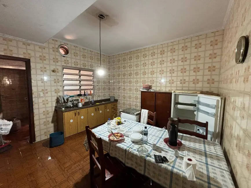 Sobrado com 2 quartos para alugar, 92m2 em Vila Helena, Santo Andre - SP - imagem 2 Foto 2 de Sobrado com 2 quartos para alugar, 92m2 em Vila Helena, Santo Andre - SP