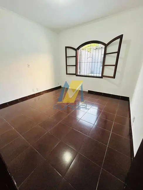 Casa com 3 quartos para alugar, 185m2 em Vila Príncipe de Gales, Santo Andre - SP - imagem 8 Foto 8 de Casa com 3 quartos para alugar, 185m2 em Vila Príncipe de Gales, Santo Andre - SP