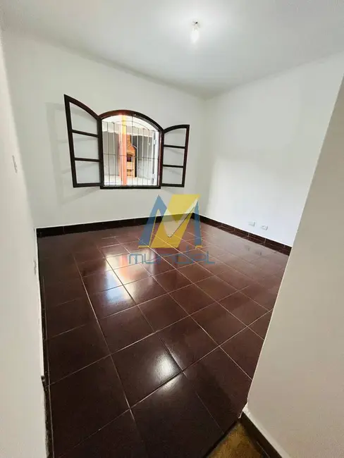 Casa com 3 quartos para alugar, 185m2 em Vila Príncipe de Gales, Santo Andre - SP - imagem 7 Foto 7 de Casa com 3 quartos para alugar, 185m2 em Vila Príncipe de Gales, Santo Andre - SP