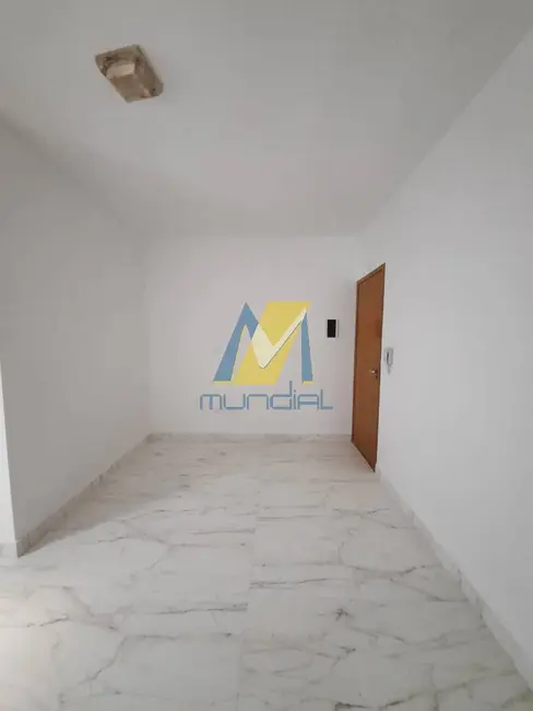 Foto 2 de Kitnet com 1 quarto para alugar, 30m2 em Vila Curuçá, Santo Andre - SP