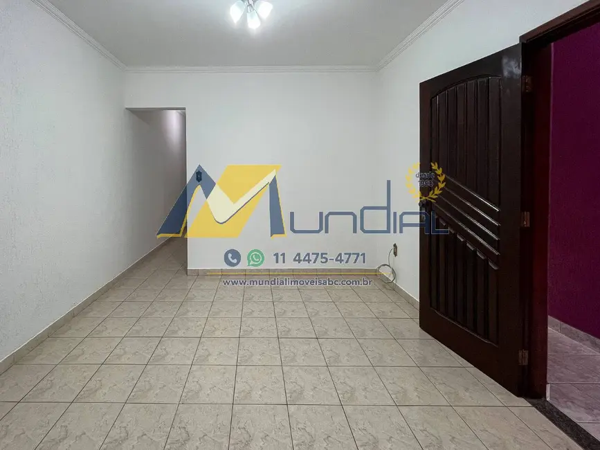 Sobrado com 3 quartos para alugar, 193m2 em Jardim Las Vegas, Santo Andre - SP - imagem 8 Foto 8 de Sobrado com 3 quartos para alugar, 193m2 em Jardim Las Vegas, Santo Andre - SP