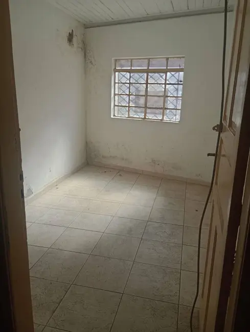 Casa com 1 quarto à venda, 35m2 em Parque das Nações, Santo Andre - SP - imagem 4 Foto 4 de Casa com 1 quarto à venda, 35m2 em Parque das Nações, Santo Andre - SP