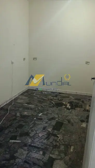 Foto 4 de Sala Comercial para alugar, 240m2 em Jardim Utinga, Santo Andre - SP