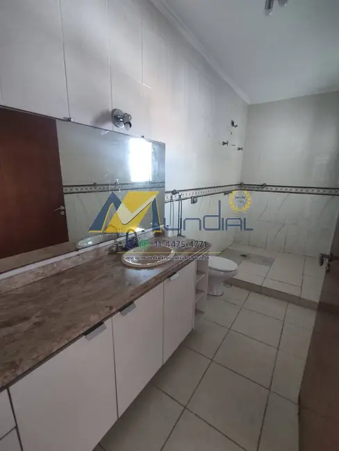 Sobrado com 3 quartos para alugar, 197m2 em Vila Camilópolis, Santo Andre - SP - imagem 7 Foto 7 de Sobrado com 3 quartos para alugar, 197m2 em Vila Camilópolis, Santo Andre - SP