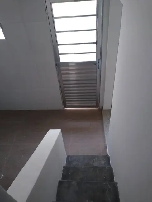 Foto 6 de Casa com 2 quartos para alugar, 71m2 em Vila Curuçá, Santo Andre - SP