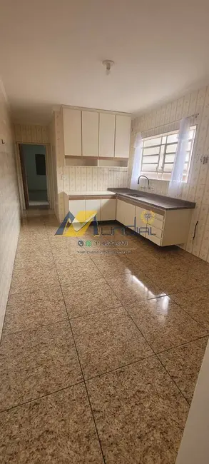 Sobrado com 2 quartos para alugar, 152m2 em Vila Helena, Santo Andre - SP - imagem 9 Foto 9 de Sobrado com 2 quartos para alugar, 152m2 em Vila Helena, Santo Andre - SP