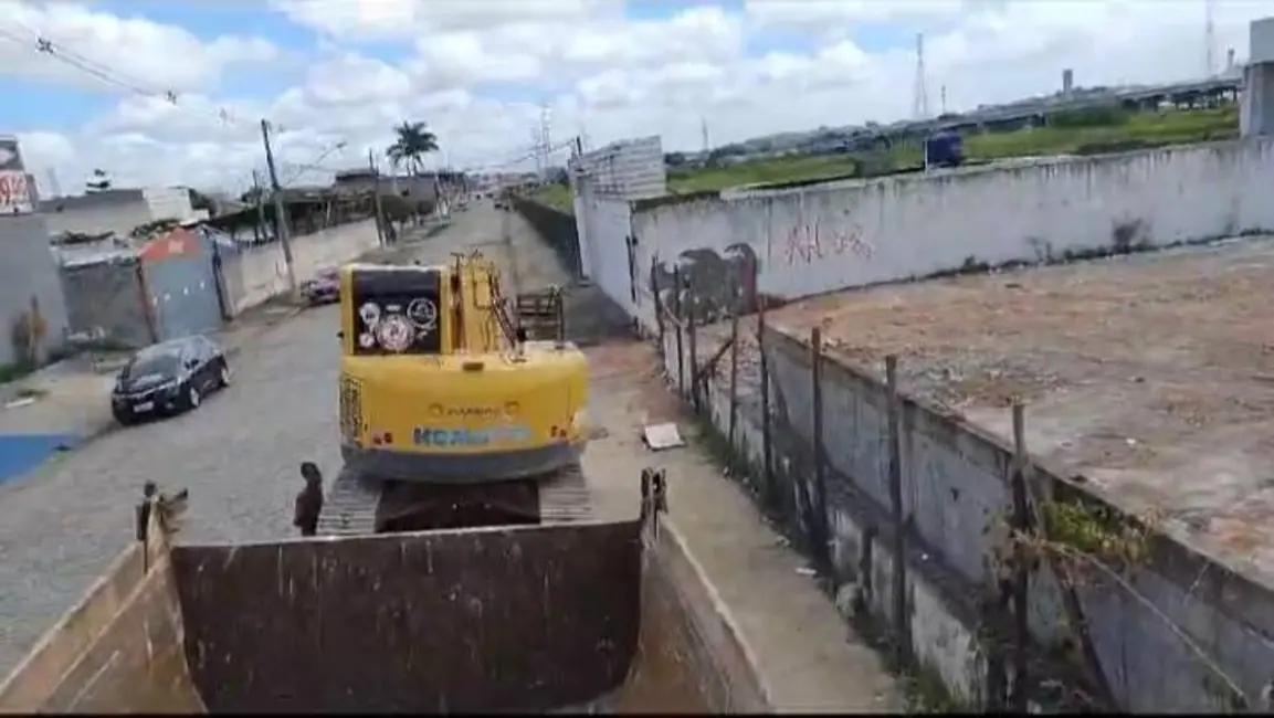 Terreno / Lote à venda, 2340m2 em Vila Maria de Maggi, Suzano - SP - imagem 2 Foto 2 de Terreno / Lote à venda, 2340m2 em Vila Maria de Maggi, Suzano - SP