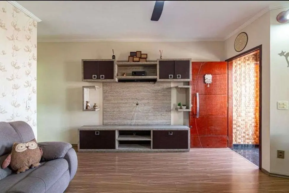 Sobrado com 3 quartos à venda, 125m2 em Utinga, Santo Andre - SP - imagem 5 Foto 5 de Sobrado com 3 quartos à venda, 125m2 em Utinga, Santo Andre - SP