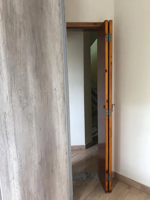 Sobrado com 2 quartos à venda, 74m2 em Parque Jaçatuba, Santo Andre - SP - imagem 6 Foto 6 de Sobrado com 2 quartos à venda, 74m2 em Parque Jaçatuba, Santo Andre - SP