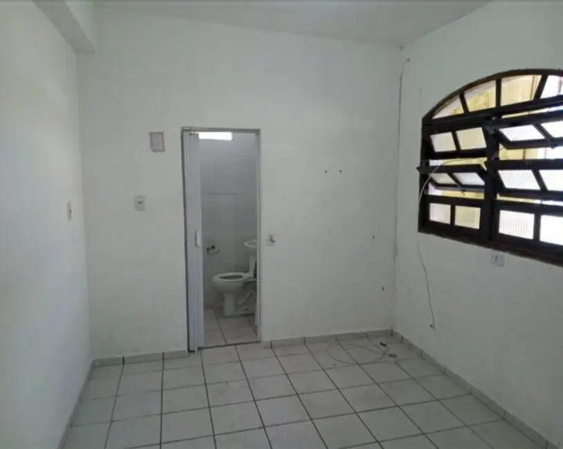 Casa com 1 quarto para alugar, 40m2 em Vila Camilópolis, Santo Andre - SP - imagem 4 Foto 4 de Casa com 1 quarto para alugar, 40m2 em Vila Camilópolis, Santo Andre - SP