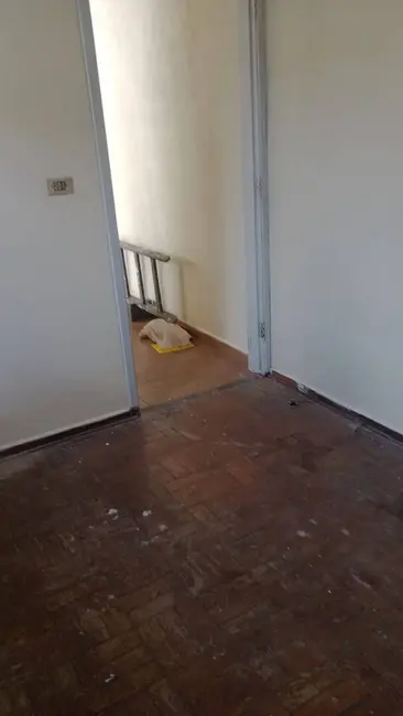 Casa com 2 quartos para alugar, 115m2 em Jardim Santo Antônio, Santo Andre - SP - imagem 2 Foto 2 de Casa com 2 quartos para alugar, 115m2 em Jardim Santo Antônio, Santo Andre - SP