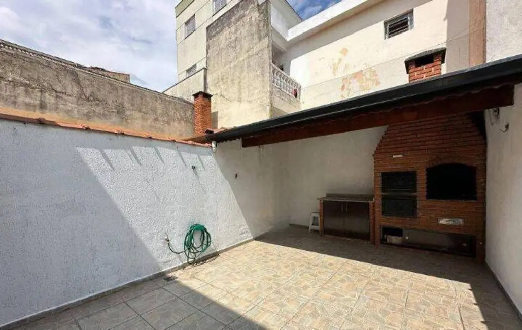 Foto 6 de Sobrado com 3 quartos para alugar, 140m2 em Vila Camilópolis, Santo Andre - SP