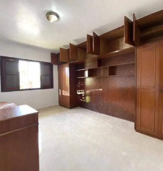 Casa com 3 quartos para alugar, 160m2 em Jardim São Caetano, Sao Caetano Do Sul - SP - imagem 2 Foto 2 de Casa com 3 quartos para alugar, 160m2 em Jardim São Caetano, Sao Caetano Do Sul - SP