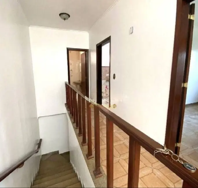 Casa com 3 quartos para alugar, 160m2 em Jardim São Caetano, Sao Caetano Do Sul - SP - imagem 1 Foto 1 de Casa com 3 quartos para alugar, 160m2 em Jardim São Caetano, Sao Caetano Do Sul - SP
