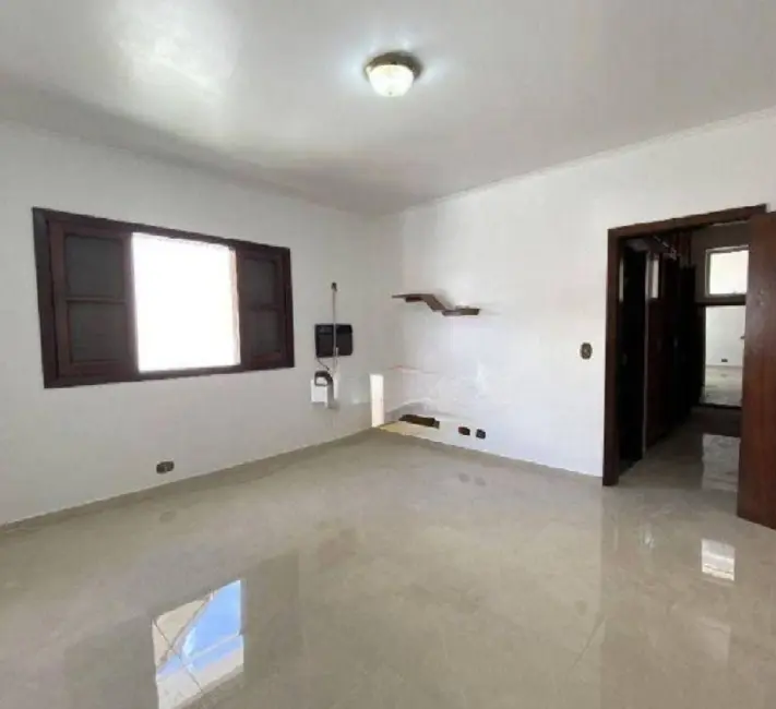 Casa com 3 quartos para alugar, 160m2 em Jardim São Caetano, Sao Caetano Do Sul - SP - imagem 9 Foto 9 de Casa com 3 quartos para alugar, 160m2 em Jardim São Caetano, Sao Caetano Do Sul - SP