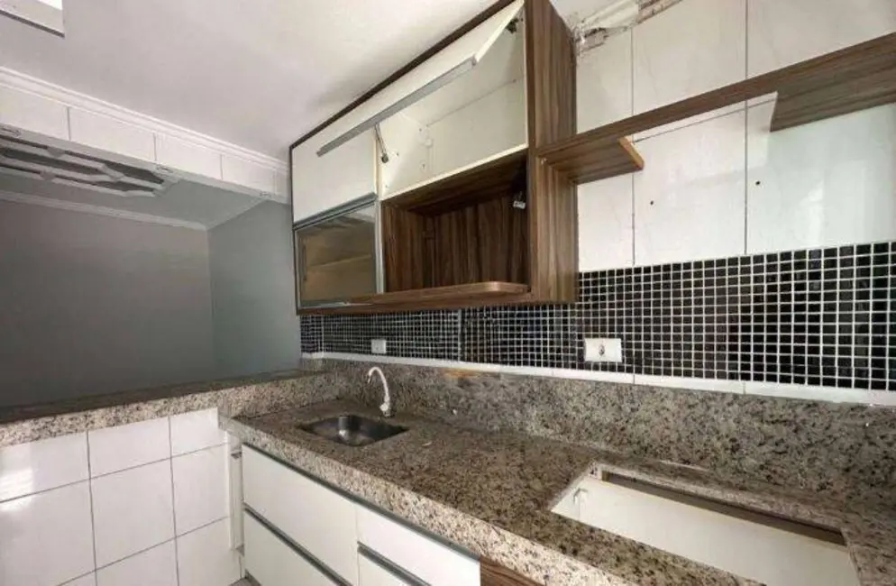 Foto 9 de Sobrado com 2 quartos para alugar, 97m2 em Vila Camilópolis, Santo Andre - SP