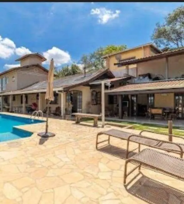 Chácara com 5 quartos para alugar, 1000m2 em Ribeirão dos Porcos, Atibaia - SP - imagem 1 Foto 1 de Chácara com 5 quartos para alugar, 1000m2 em Ribeirão dos Porcos, Atibaia - SP
