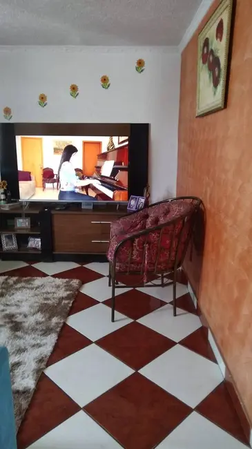 Foto 4 de Apartamento com 2 quartos para alugar, 54m2 em Vila Camilópolis, Santo Andre - SP