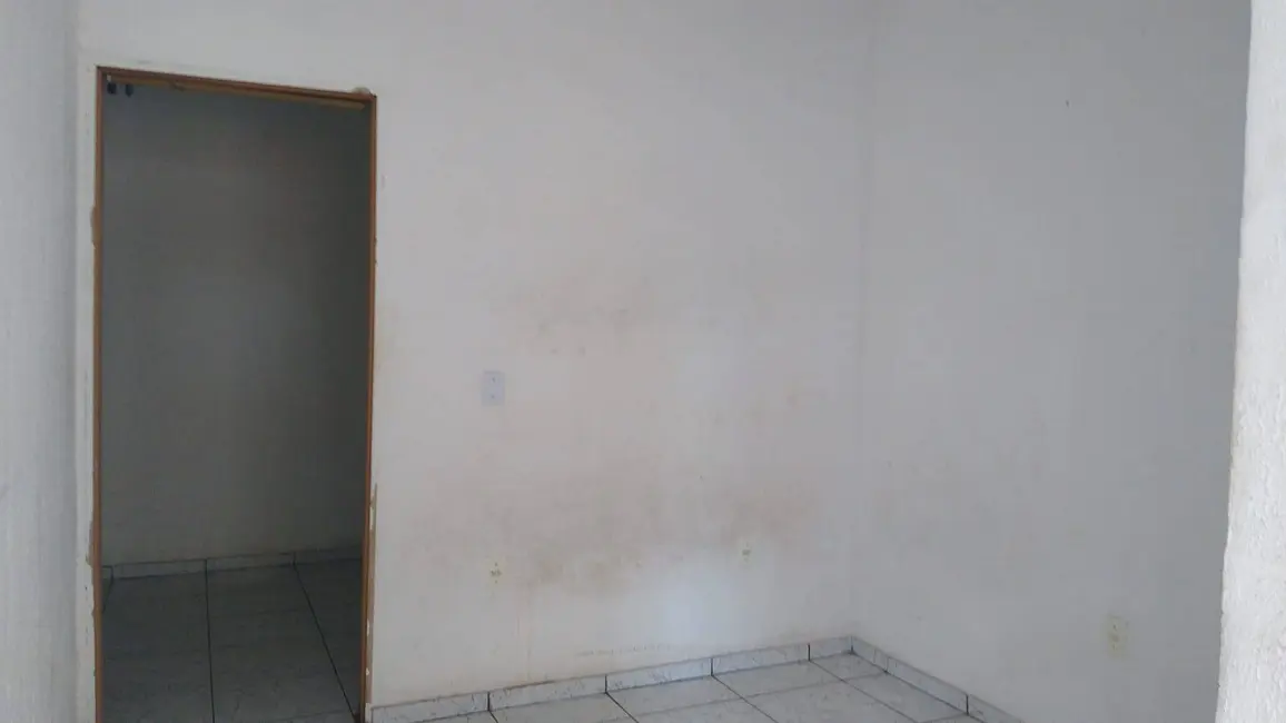 Casa com 1 quarto à venda, 35m2 em Jardim Santo André, Santo Andre - SP - imagem 6 Foto 6 de Casa com 1 quarto à venda, 35m2 em Jardim Santo André, Santo Andre - SP
