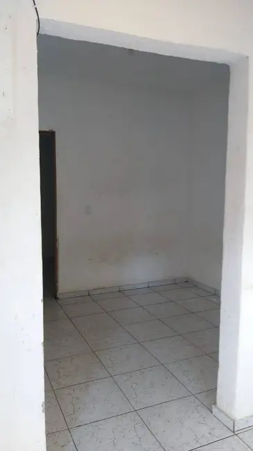 Casa com 1 quarto à venda, 35m2 em Jardim Santo André, Santo Andre - SP - imagem 5 Foto 5 de Casa com 1 quarto à venda, 35m2 em Jardim Santo André, Santo Andre - SP