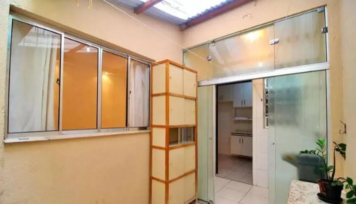 Apartamento com 2 quartos para alugar, 54m2 em Santa Terezinha, Santo Andre - SP - imagem 3 Foto 3 de Apartamento com 2 quartos para alugar, 54m2 em Santa Terezinha, Santo Andre - SP