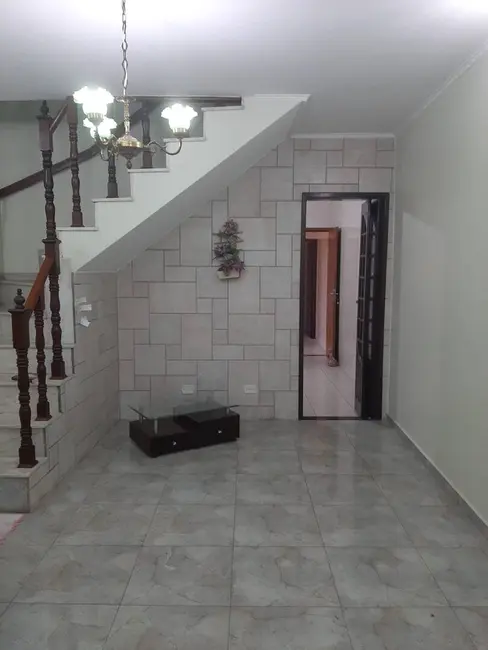 Foto 4 de Sobrado com 3 quartos para alugar, 180m2 em Vila Camilópolis, Santo Andre - SP