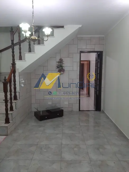 Sobrado com 3 quartos para alugar, 180m2 em Vila Camilópolis, Santo Andre - SP - imagem 4 Foto 4 de Sobrado com 3 quartos para alugar, 180m2 em Vila Camilópolis, Santo Andre - SP