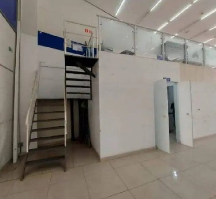 Armazém / Galpão para alugar, 750m2 em Parque Erasmo Assunção, Santo Andre - SP - imagem 8 Foto 8 de Armazém / Galpão para alugar, 750m2 em Parque Erasmo Assunção, Santo Andre - SP