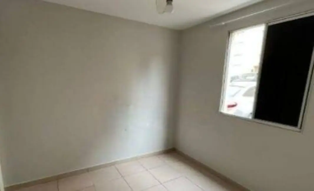 Foto 4 de Apartamento com 2 quartos à venda, 50m2 em Parque São Vicente, Maua - SP