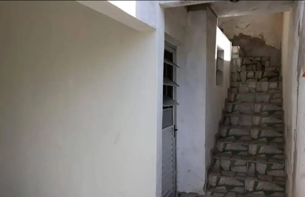 Sobrado com 3 quartos à venda, 200m2 em Sao Bernardo Do Campo - SP - imagem 4 Foto 4 de Sobrado com 3 quartos à venda, 200m2 em Sao Bernardo Do Campo - SP