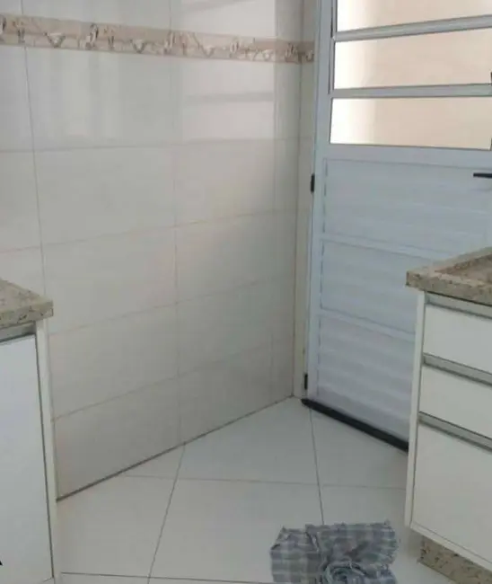 Foto 8 de Sobrado com 3 quartos para alugar, 168m2 em Vila Curuçá, Santo Andre - SP