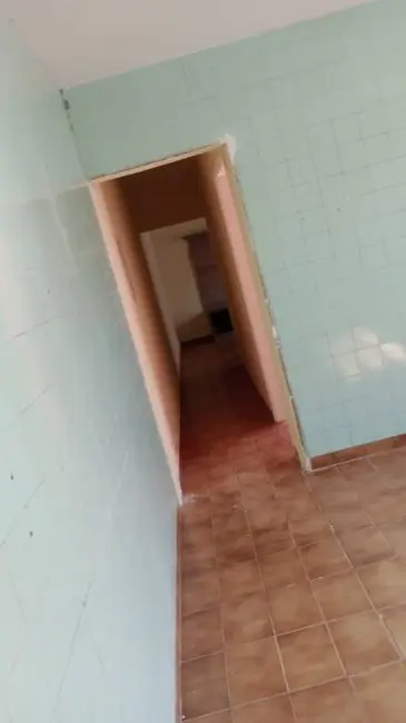 Casa com 2 quartos para alugar, 80m2 em Vila Clarice, Santo Andre - SP - imagem 2 Foto 2 de Casa com 2 quartos para alugar, 80m2 em Vila Clarice, Santo Andre - SP