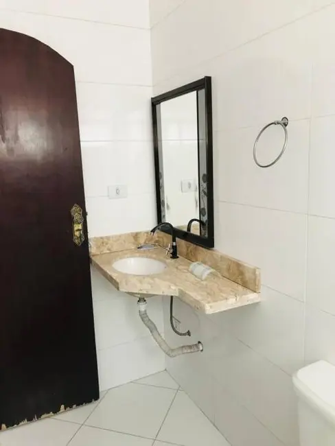 Casa com 2 quartos para alugar, 45m2 em Parque Jaçatuba, Santo Andre - SP - imagem 7 Foto 7 de Casa com 2 quartos para alugar, 45m2 em Parque Jaçatuba, Santo Andre - SP
