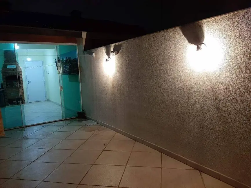 Foto 2 de Cobertura com 2 quartos para alugar, 100m2 em Vila Camilópolis, Santo Andre - SP
