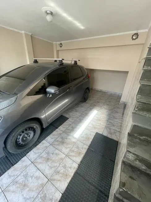 Sobrado com 3 quartos para alugar, 193m2 em Jardim Santo Alberto, Santo Andre - SP - imagem 4 Foto 4 de Sobrado com 3 quartos para alugar, 193m2 em Jardim Santo Alberto, Santo Andre - SP